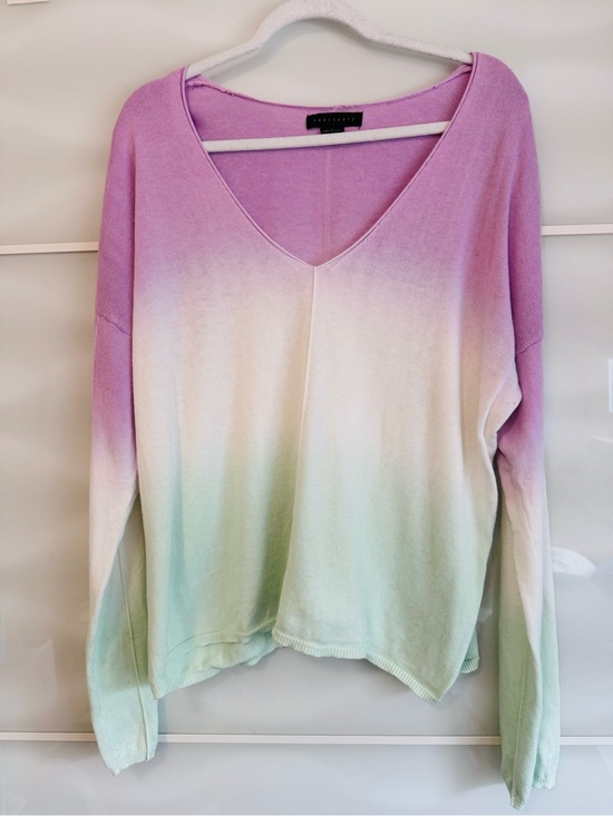 Nordstrom Sweaters - Sanctuary gradient ombré sweater cotton lilac purple white green XL v neck
